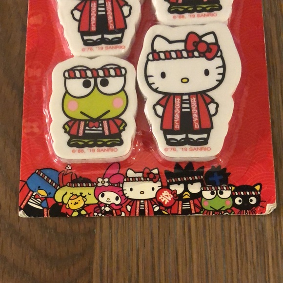 Hello Kitty Erasers 4pc (New) - Picture 4 of 9
